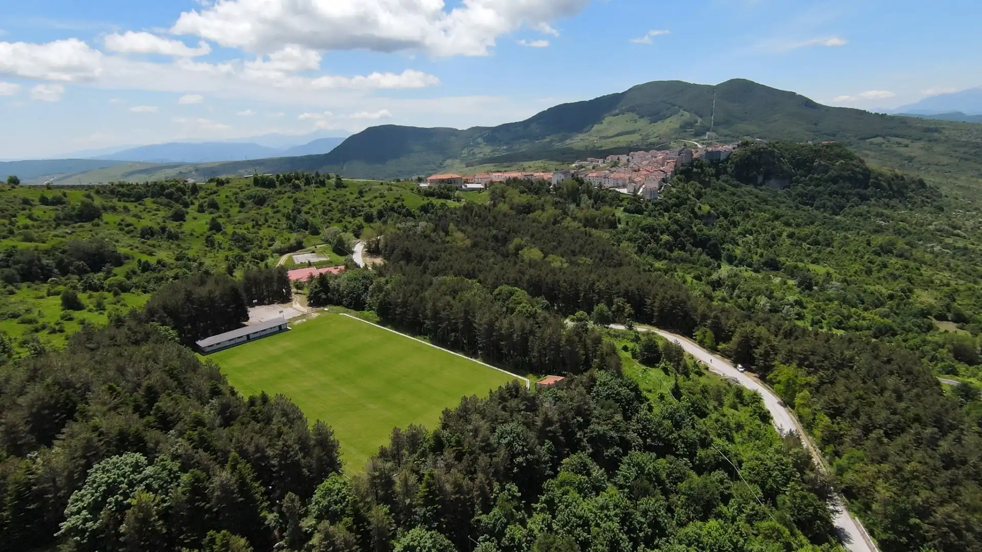 ESCLUSIVA NEWSDELLAVALLE: Una squadra professionistica in ritiro in Molise. Le vespe dello Juve Stabia in ritiro pre-campionato a Capracotta. Notizia ufficiale.